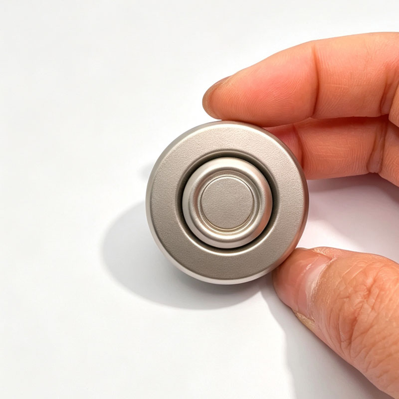 NEUER UFO Metall-Fidget-Spinne – Cool Office Tech Gadgets Bewertung und Preis